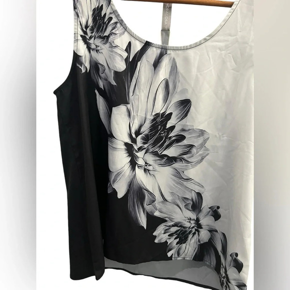 Noracora Women’s Size M Black White Gray Floral Sleeveless Top Retroglam - Picture 3 of 5